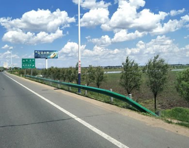 蘇州高速護欄板使用案例